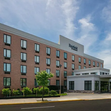 Fairfield Inn By Marriott Jfk Airport